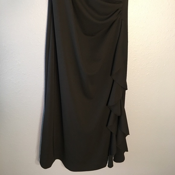 Express Black Ruched, Ruffle & Side Slit LBD - Picture 3 of 8